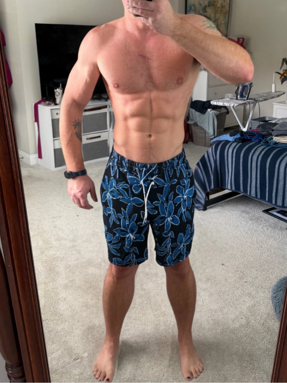 Men’s Hollister Black Swim Board Shorts with Blue Floral Print XXL